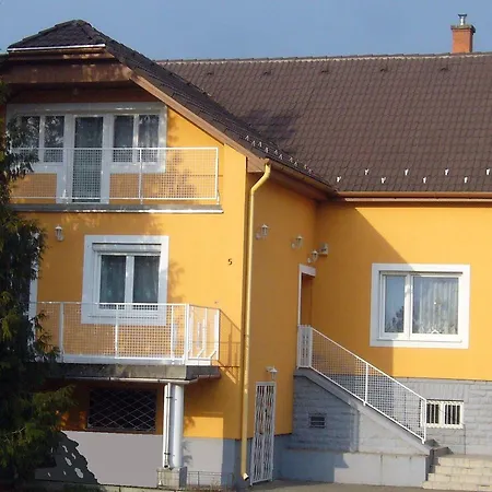 Aart-haz Konukevi Balatonfüred